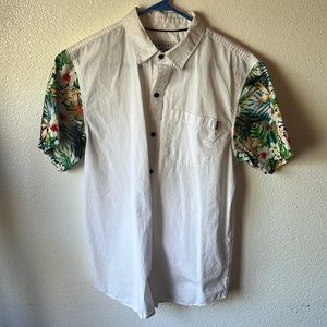 Empyre button up